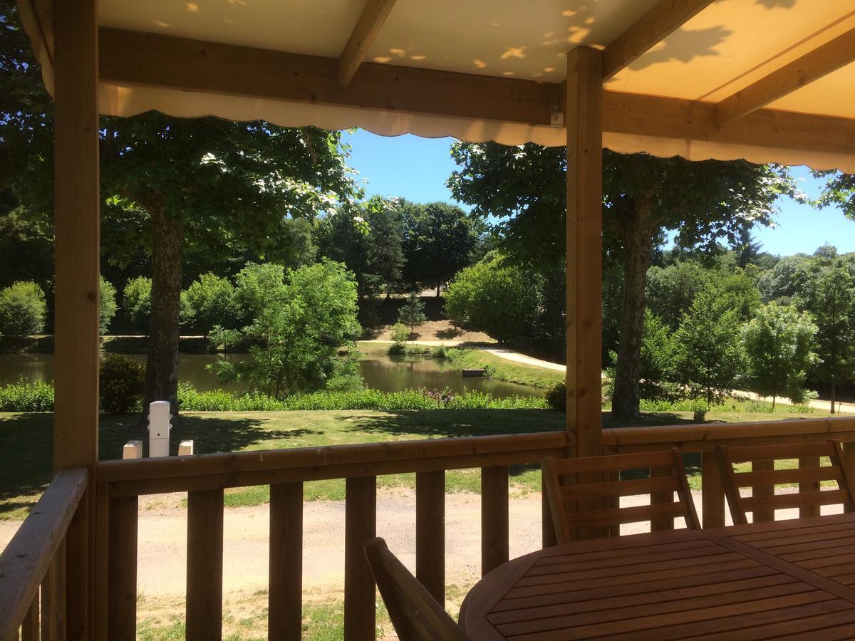 Camping Les Etoiles Saint-Sornin-Lavolps Ngoại thất bức ảnh